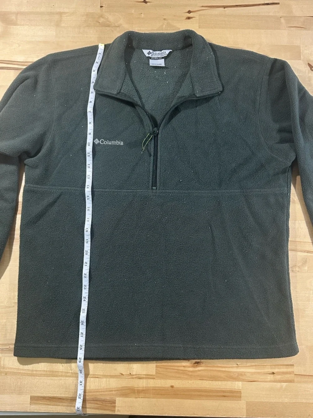 Columbia Sportswear Men's Green Sweatshirt